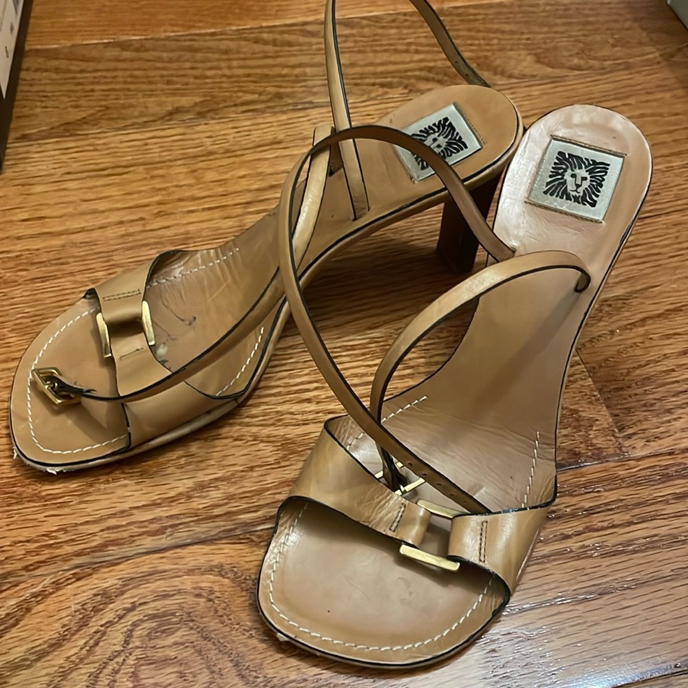 Anna Klein leather shoes